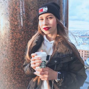 Meet your Posher, Alina